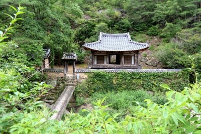 Manhujeong Pavilion